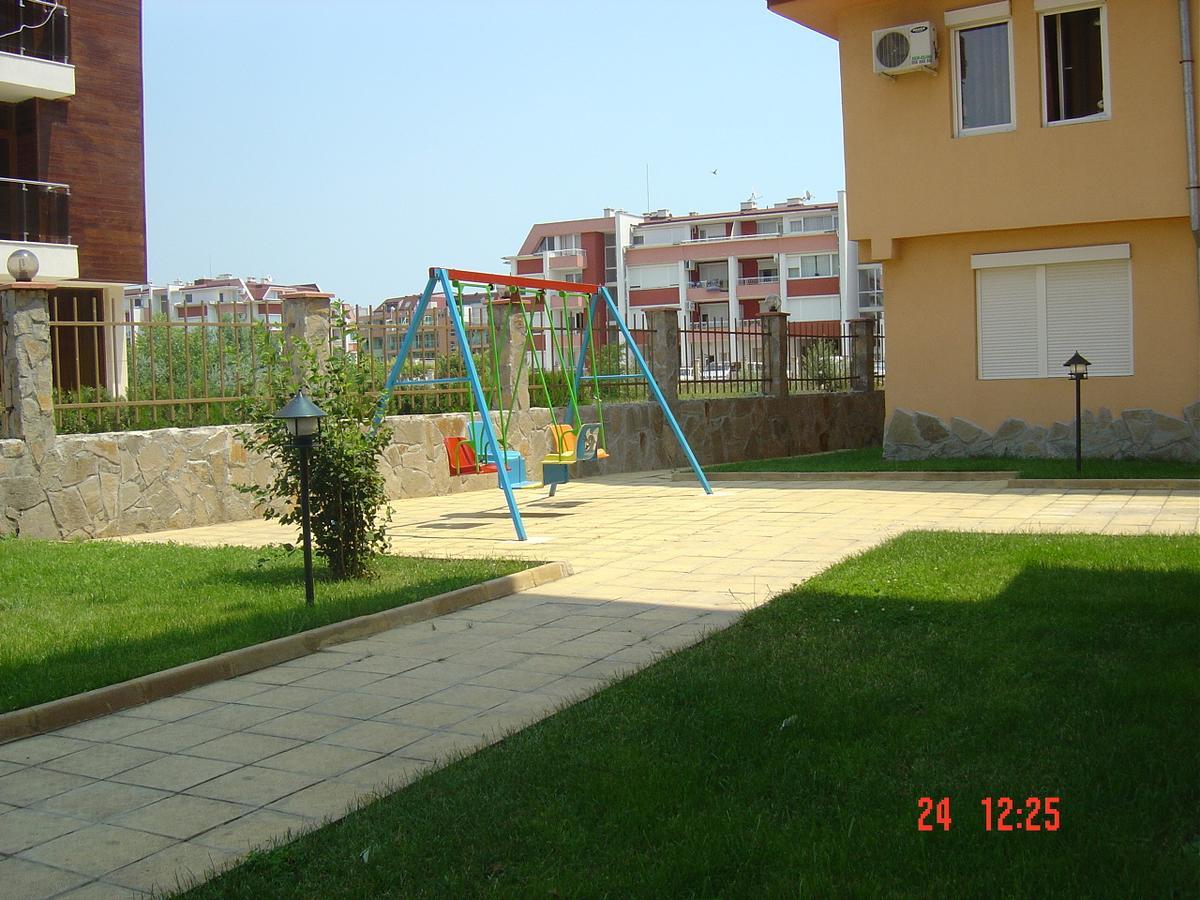 Casa Brava 2 Apartments สวิติ วลัส ภายนอก รูปภาพ