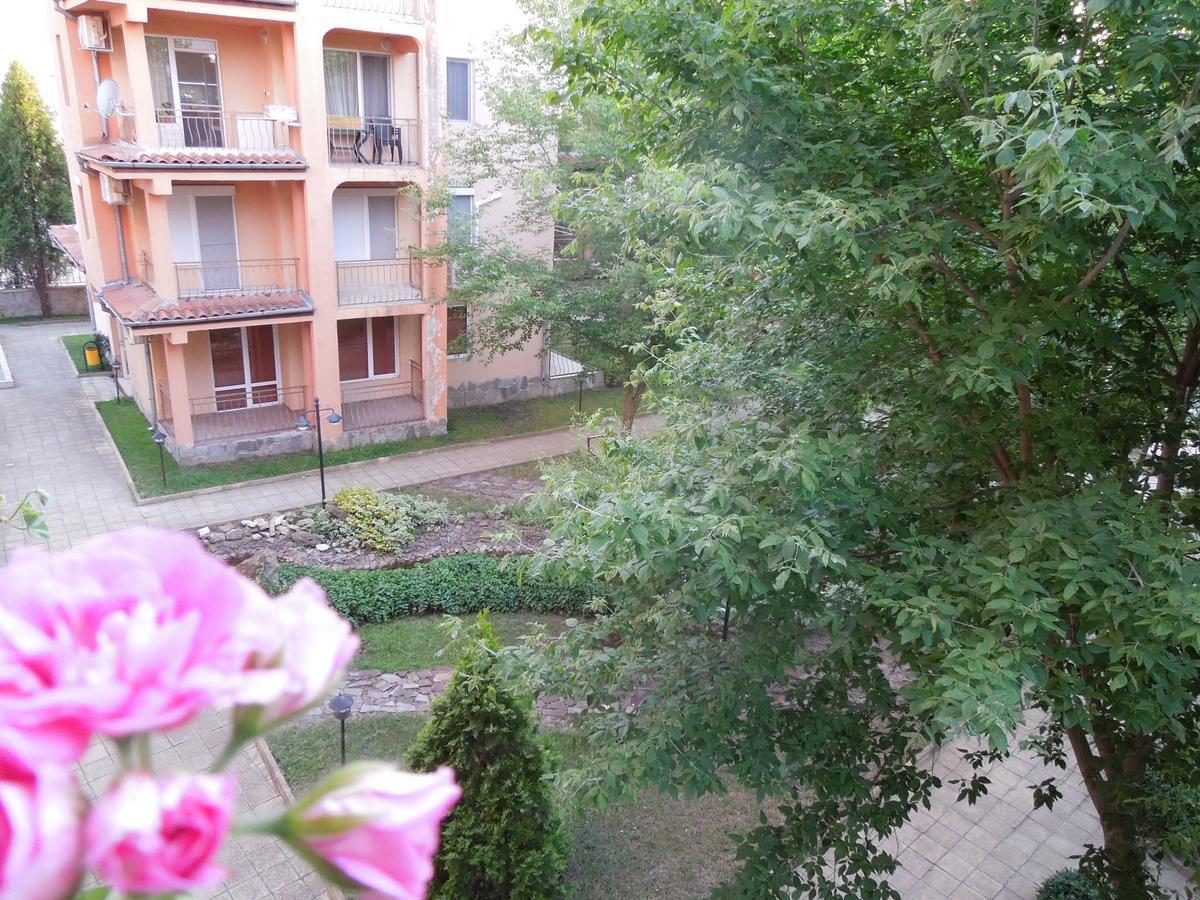 Casa Brava 2 Apartments สวิติ วลัส ภายนอก รูปภาพ